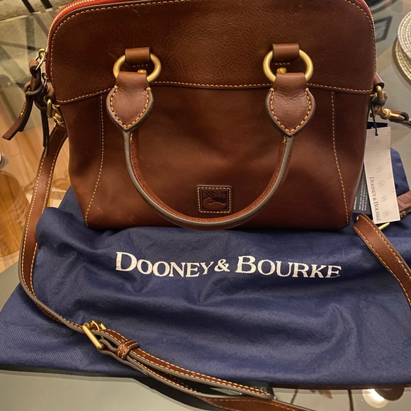 Dooney & Bourke Cameron Satchel in Chestnut. Approx measurements L12’ W5’ H9.5’. - Picture 2 of 9